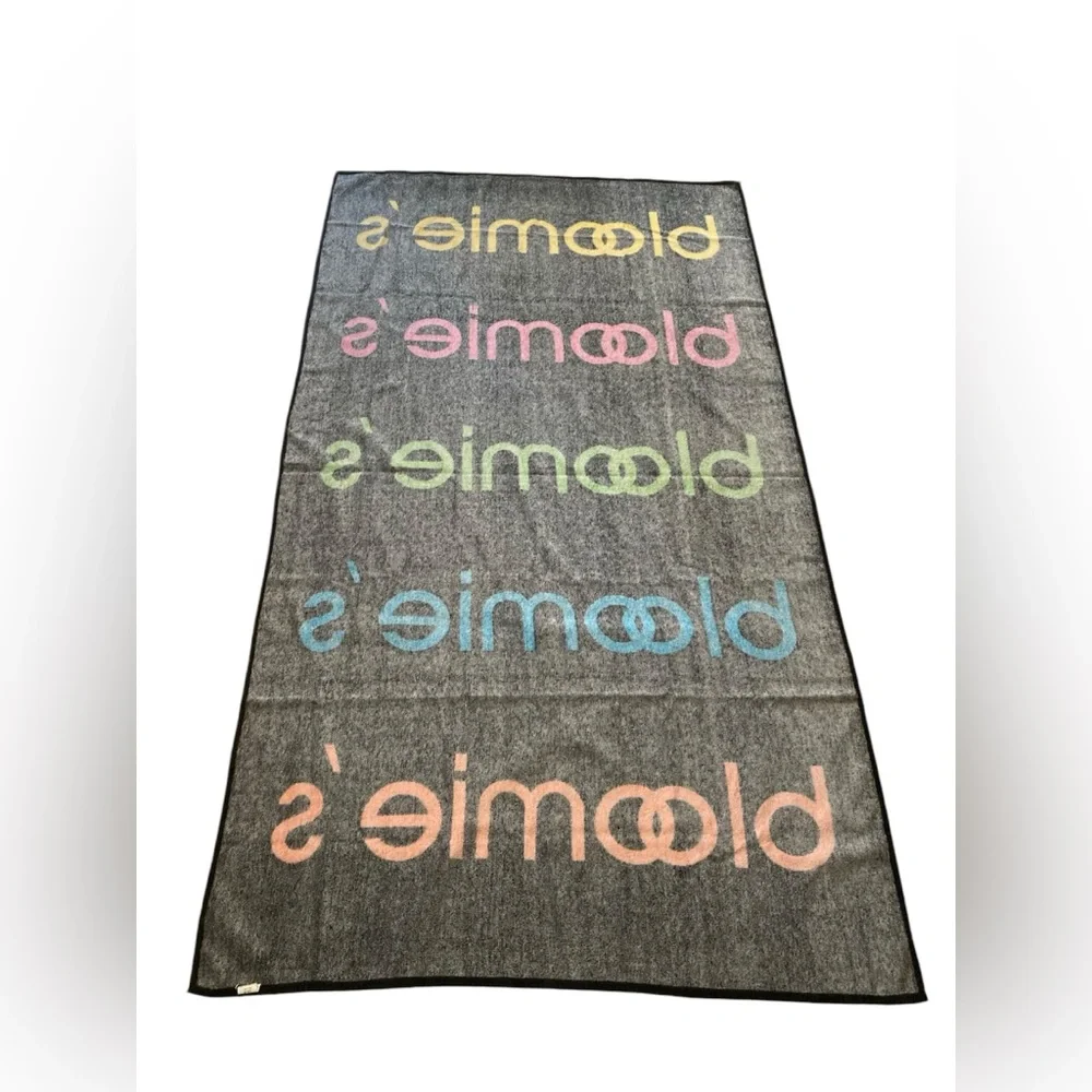 Bloomingdale’s Bloomie’s Multicolored Graphic Cotton Large Beach Bath Towel Peru - Picture 2 of 8